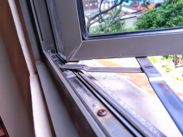 Cost of Hinged Window Replacement in Brandon
